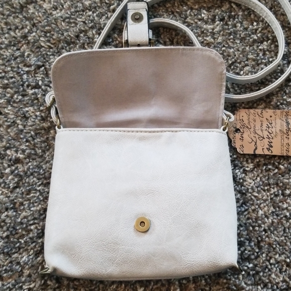 Crossbody Purse - Picture 3 of 5